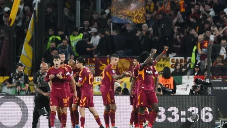 Dominacija "vučice": Roma razbila Fjorentinu 