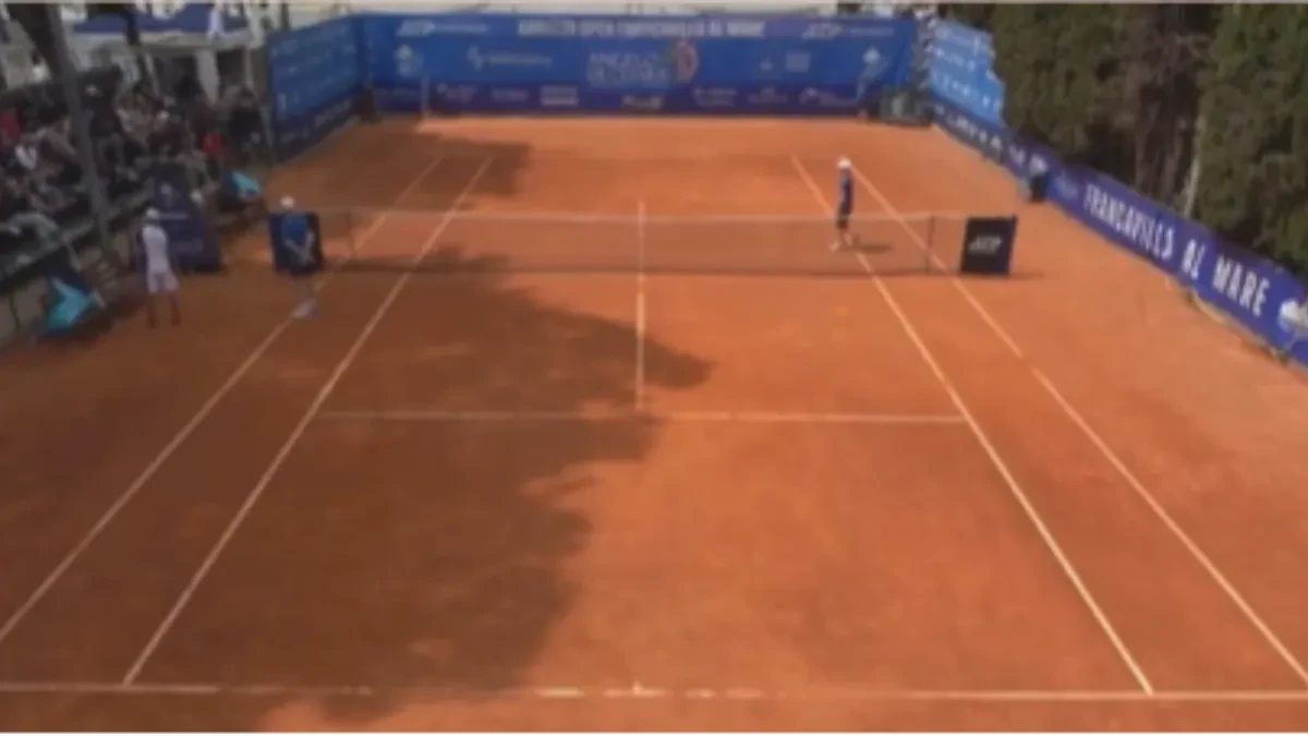 Skandal trese tenis: Lomio rekete i užasno vređao sudiju (VIDEO)
