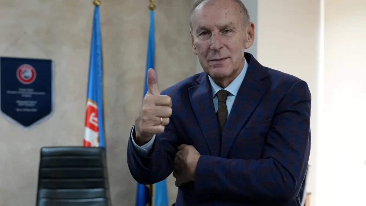 Emotivni Džajić: "Cvetković ostavio neizbrisiv trag u istoriji Crvene zvezde i srpskog sporta"
