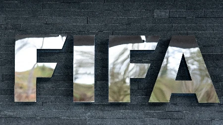 Noebična situacija: Zvezdin konkurent suspendovan, pa dobio zeleno svetlo od FIFA