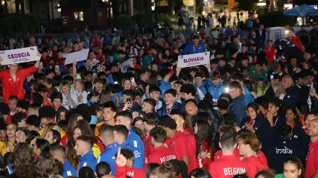 Zlatibor domaćin Svetskog prvenstva u košarci: Počelo takmičenje srednjoškolaca, na Kraljevom trgu spektakularno otvaranje 