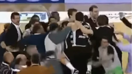 "Kecmaaaan!" Trenutak koji je obeležio karijeru Edina Avdića (VIDEO)