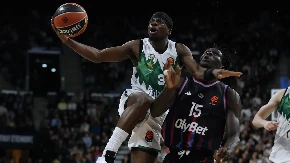 Pao potpis: Asvel doveo strašno pojačanje
