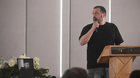 Potresan govor kolege Edina Avdića na komemoraciji: "Kao da nam je umro neko iz kuće"