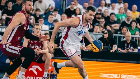 Srbija brutalno pokradena! Pogeldajte kako su sudije opljačkale "orlove" u polufinalu (VIDEO)