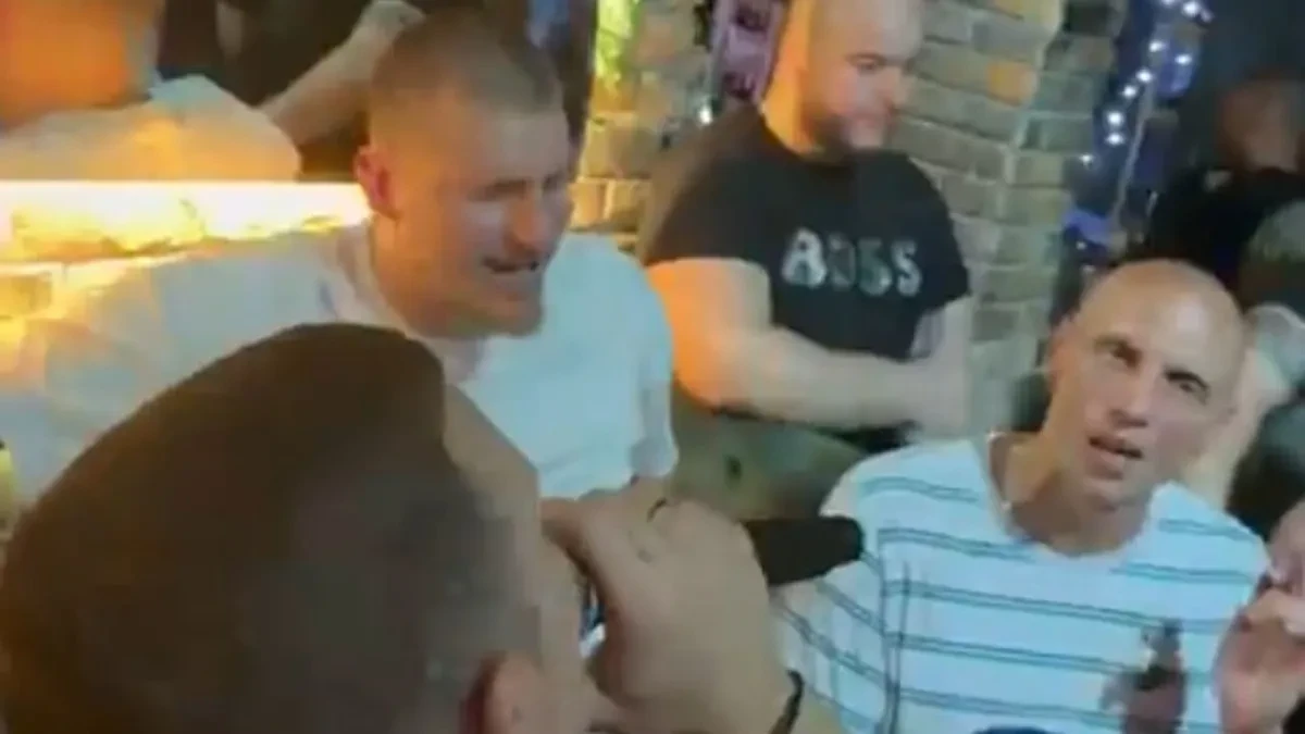 Jokić snimljen u kafani: Evo koja pesma je bacila Nikolu u trans (VIDEO)
