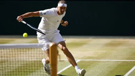 Siner - Zverev: Nemac dobio prvi set posle drame, Italijan u problemu