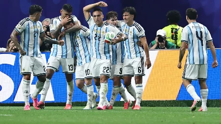 Zagrevanje: Svađa Argentinaca i Engleza pred polufinalni meč Mundijala 2026.