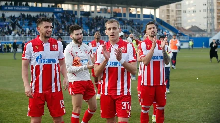 Novi preokret na pomolu: Zvezdinom fudbaleru propao transfer, ali se javio novi kupac