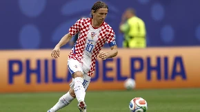Zlatan Ibrahimović ubeđuje Luku Modrića da potpiše