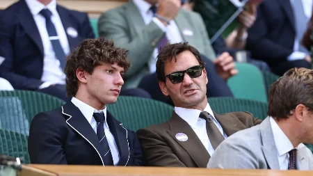Federer deli savete momku koji dominira u Formuli 1