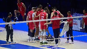 Tragedija Srbije u Areni: Odbojkaši prokockali 2:0 u setovima i ostali bez šanse za plasman na završni turnir