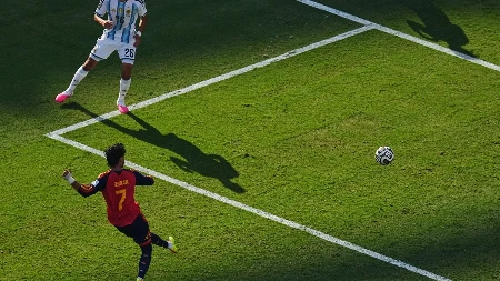 Gol vredan titule? Ovako je Španija povela protiv Argentine (VIDEO)