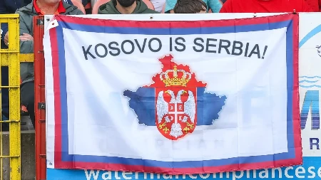 Potez vredan divljenja: Navijači Larna oduševili na meču sa Zvezdom, razvili zastavu "Kosovo je Srbija