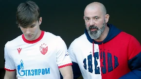 Zatišje pred buru na "Marakani": Dva engleska kluba spremaju milione za Zvezdinog vezistu