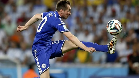 Priveden Zvjezdan Misimović: Nekadašnji reprezentativac BiH pod istragom