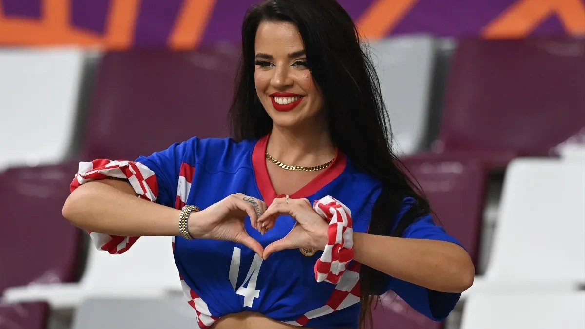 Hrvatski premijer nije znao gde da gleda: Atraktivna Ivana zaludela Plenkovića (FOTO)