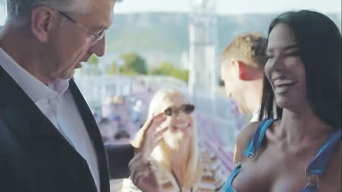 Prsata crnka izazvala lavinu sprdnje s premijerom Hrvatske: Plenki, kad se priča u oči se gleda