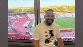 Čuveni MMA borac došao da bodri Zvezdu, pohvalio se fotografijom sa "Marakane"