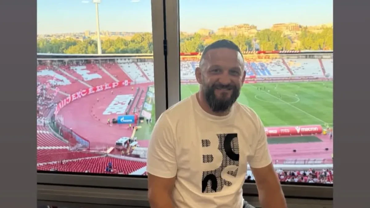 Čuveni MMA borac došao da bodri Zvezdu, pohvalio se fotografijom sa "Marakane"