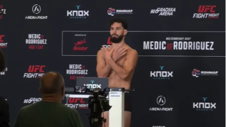 Kakva sramota: Albanski borac pred UFC u Beogradu pokazao "albanskog orla"