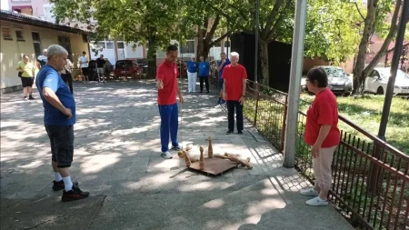 SPORTSKI DUH I JEDNAKE ŠANSE: U Novom Sadu održano Pokrajinsko prvenstvo osoba sa invaliditetom u visećoj kugli, učestvovalo 60 takmičara