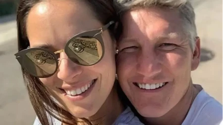 Ana Ivanović pozirala sa legendarnim fudbalerom kog obožava čitav Balkan, pa poslala moćnu poruku