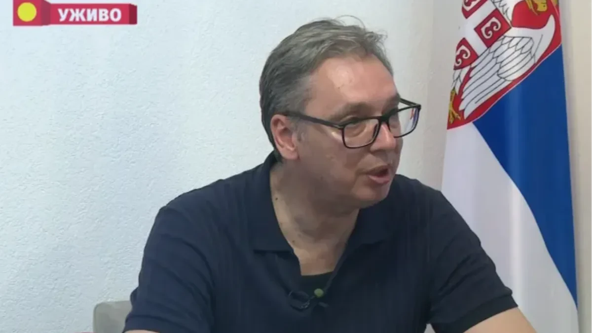 "Kada vam je u kući Ranko Stojić, fudbal je neizbežna tema" Predsednik Vučić objavio snimak iz Čipuljića: Priznao je da odmalena navija za Zvezdu (VIDEO)