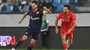 IMT - Crvena zvezda: Crveno-beli vode u Loznici