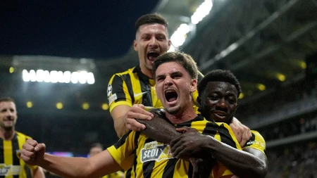 Gori Atina! Prva pobeda Marka Nikolića u Ligi šampiona, Joviću poništen gol