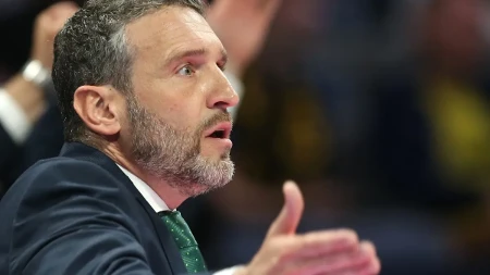 "Delije" u šoku: Ovakav potez trenera Zvezde niko nije očekivao